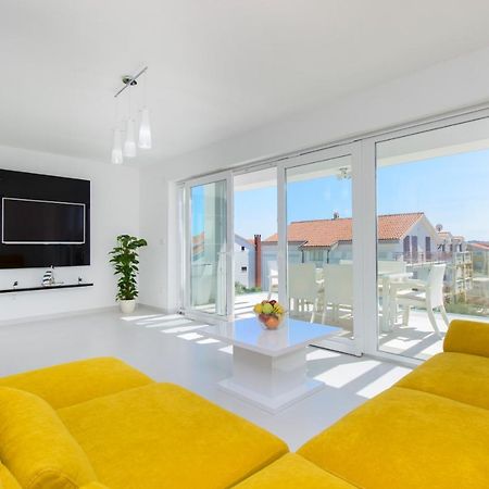 Apartment Royal II โวดีเซ ภายนอก รูปภาพ