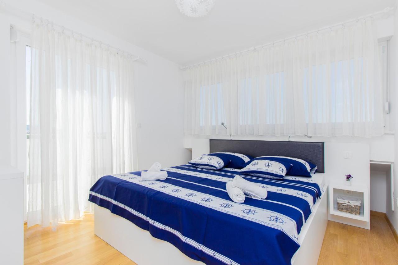 Apartment Royal II โวดีเซ ภายนอก รูปภาพ